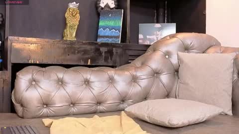 Axel  online show from 05.05.26