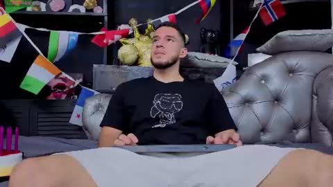 Axel  online show from 06.24.26