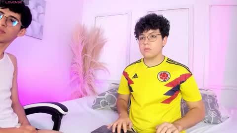 Axel  online show from 01.12.26