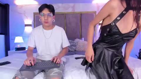 Snapshot of axelandrenata chatting on 06.18.26 Axel and Renata online show from 06.18.26