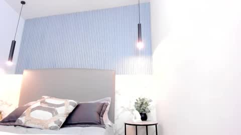 Snapshot of axelgowther_ chatting on 11.27.25 Axel Gowther online show from 11.27.25