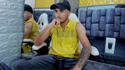 Snapshot of axell_cross2 chatting on 02.24.25 Axell Cross2 online show from 02.24.25