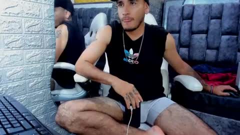 Snapshot of axell_cross2 chatting on 02.27.25 Axell Cross2 online show from 02.27.25