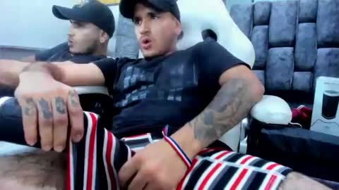 Snapshot of axell_cross2 chatting on 02.28.25 Axell Cross2 online show from 02.28.25