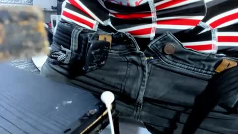 Snapshot of axell_cross2 chatting on 02.28.25 Axell Cross2 online show from 02.28.25