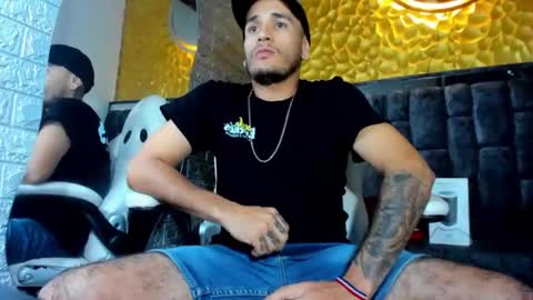 Snapshot of axell_cross2 chatting on 03.01.25 Axell Cross2 online show from 03.01.25