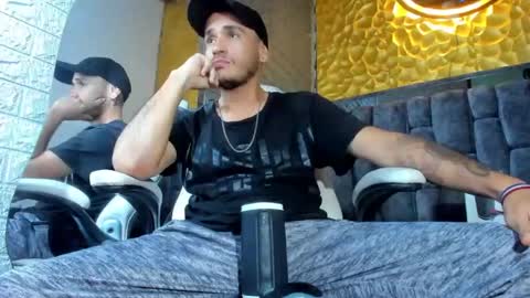 Snapshot of axell_cross2 chatting on 03.02.25 Axell Cross2 online show from 03.02.25