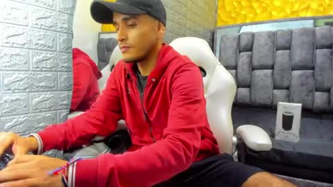 Snapshot of axell_cross2 chatting on 03.06.25 Axell Cross2 online show from 03.06.25