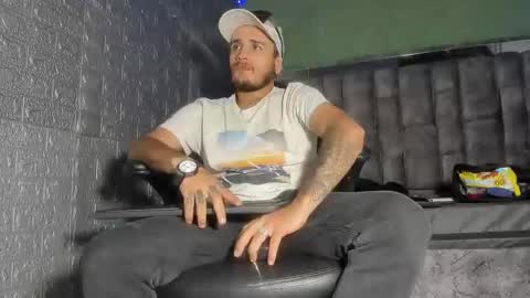 Snapshot of axell_cross2 chatting on 01.07.26 Axell Cross2 online show from 01.07.26