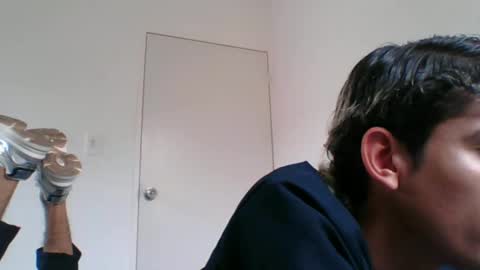 Axel  online show from 02.07.25