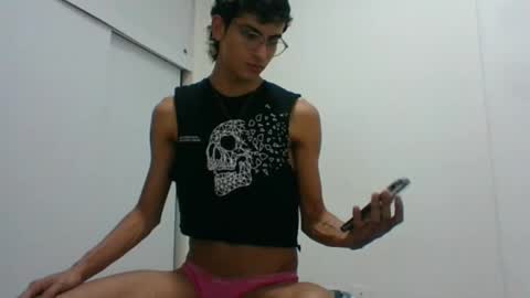 Axel  online show from 02.13.25