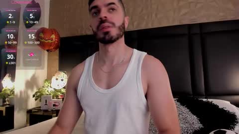 Axel Thompsom online show from 10.30.25