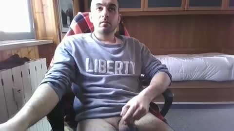 Snapshot of axelxidan chatting on 02.23.25 Axel online show from 02.23.25