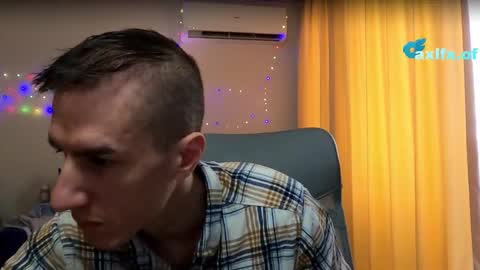 Axl online show from 03.09.26