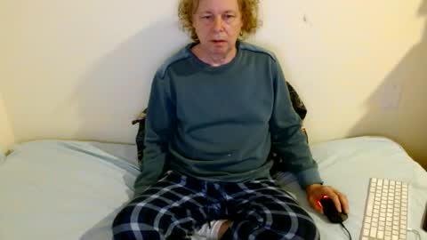 axleroze online show from 01.03.25