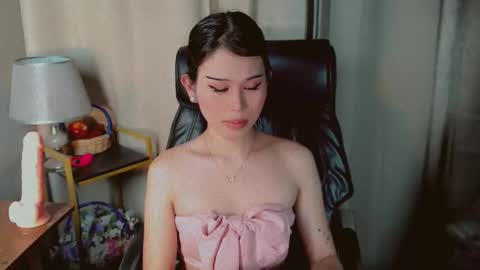 Snapshot of ayahoshilovesyou chatting on 05.22.26 AYAHOSHILOVESYOU online show from 05.22.26