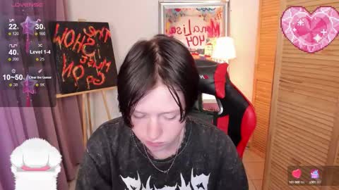 Snapshot of ayakskalermons chatting on 09.09.25 ayaks online show from 09.09.25