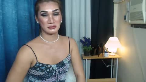 Snapshot of ayamiller chatting on 01.23.25 aya online show from 01.23.25