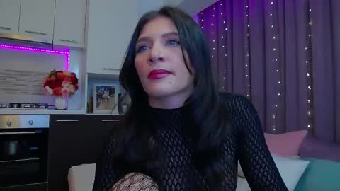 Snapshot of ayannajoyy chatting on 10.13.25 Ayanna online show from 10.13.25