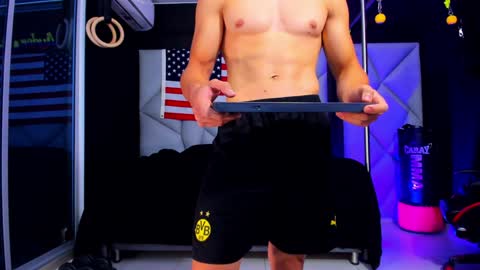 Ayden Miller online show from 02.05.25