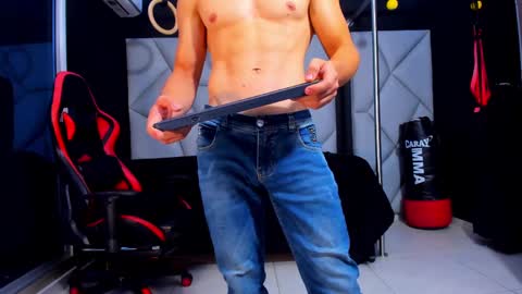 Ayden Miller online show from 02.22.25