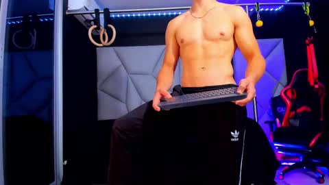 Ayden Miller online show from 03.10.25