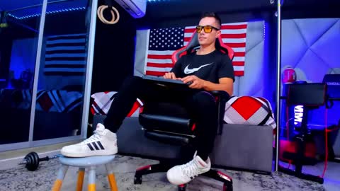 Ayden Miller online show from 09.10.25