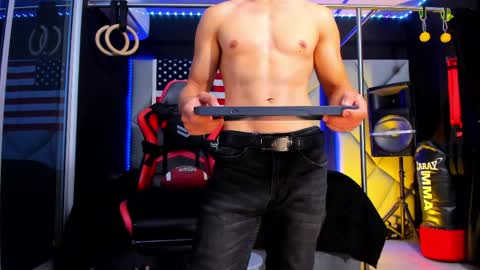 Ayden Miller online show from 04.04.26