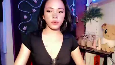 ayesha_x online show from 11.05.25