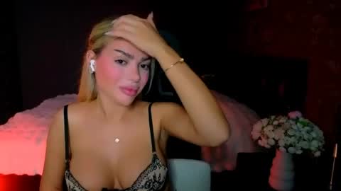 Snapshot of ayla_demir chatting on 06.24.26 Ayla Demir online show from 06.24.26