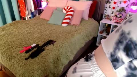 Ayla hill online show from 03.14.26