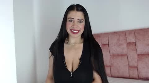 Ayla Sophia online show from 12.08.24