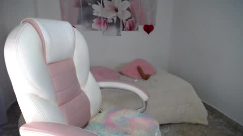 aylin_ross_ online show from 06.29.26