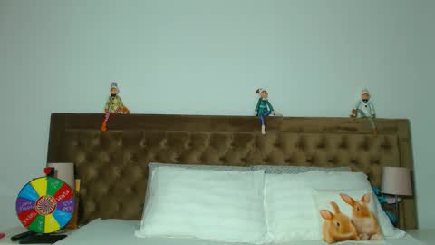 Aylin online show from 11.03.25