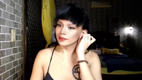 Snapshot of aymkyline chatting on 05.16.26 aymkyline online show from 05.16.26