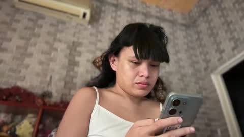 Snapshot of aymkyline chatting on 05.27.26 aymkyline online show from 05.27.26