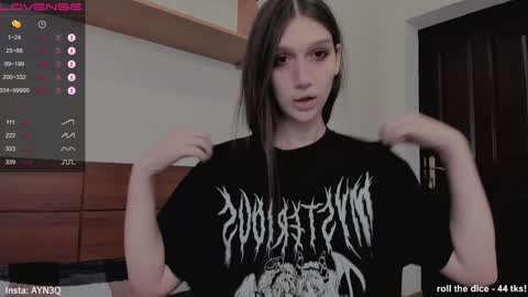 AYNEK        fansly  online show from 12.21.24