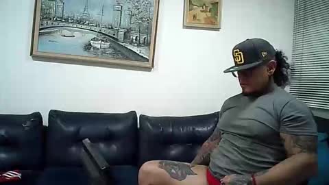 Snapshot of ayrton_naffah2 chatting on 10.01.25 Ayrton naffah2 online show from 10.01.25