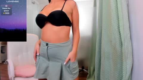 Snapshot of ayumilove chatting on 12.18.24 Ayumi online show from 12.18.24