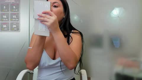 Snapshot of ayumilove chatting on 02.21.26 Ayumi online show from 02.21.26