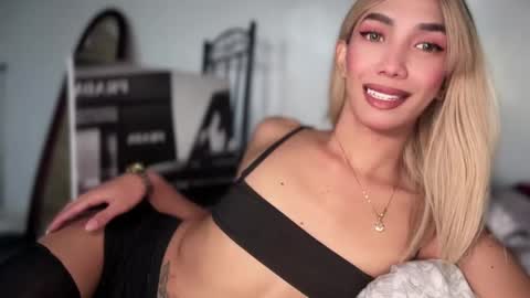azalea_cum69 online show from 05.20.26