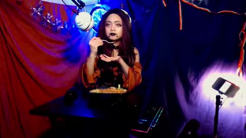 Snapshot of azazelgains chatting on 12.08.24 Azazel online show from 12.08.24