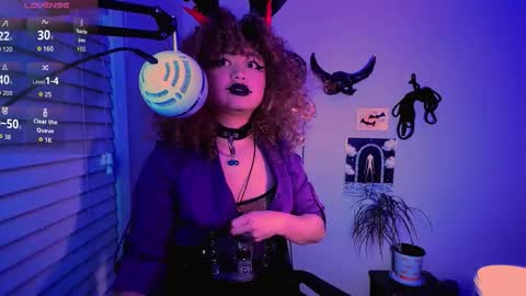 Snapshot of azazelgains chatting on 12.21.25 Azazel online show from 12.21.25