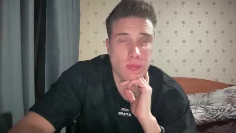 Snapshot of azazelmax chatting on 10.04.25 azazelmax online show from 10.04.25