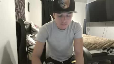 azell19 online show from 01.19.26