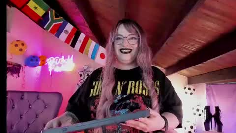 Azucena Suency online show from 06.18.26