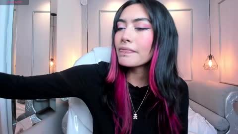 Azura online show from 01.27.25