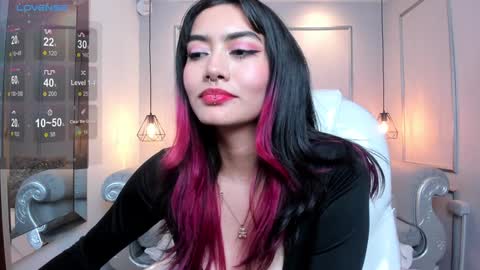 Azura online show from 02.03.25