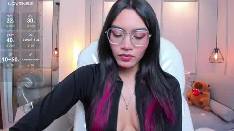 Azura online show from 09.09.25