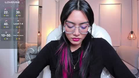 Azura online show from 09.17.25